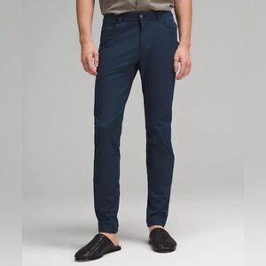 Lululemon 28”x32” ABC Pant - Navy